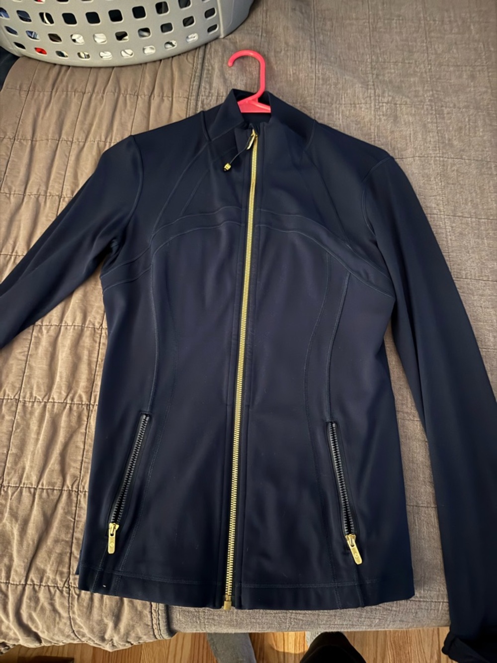 EUC Lululemon Define